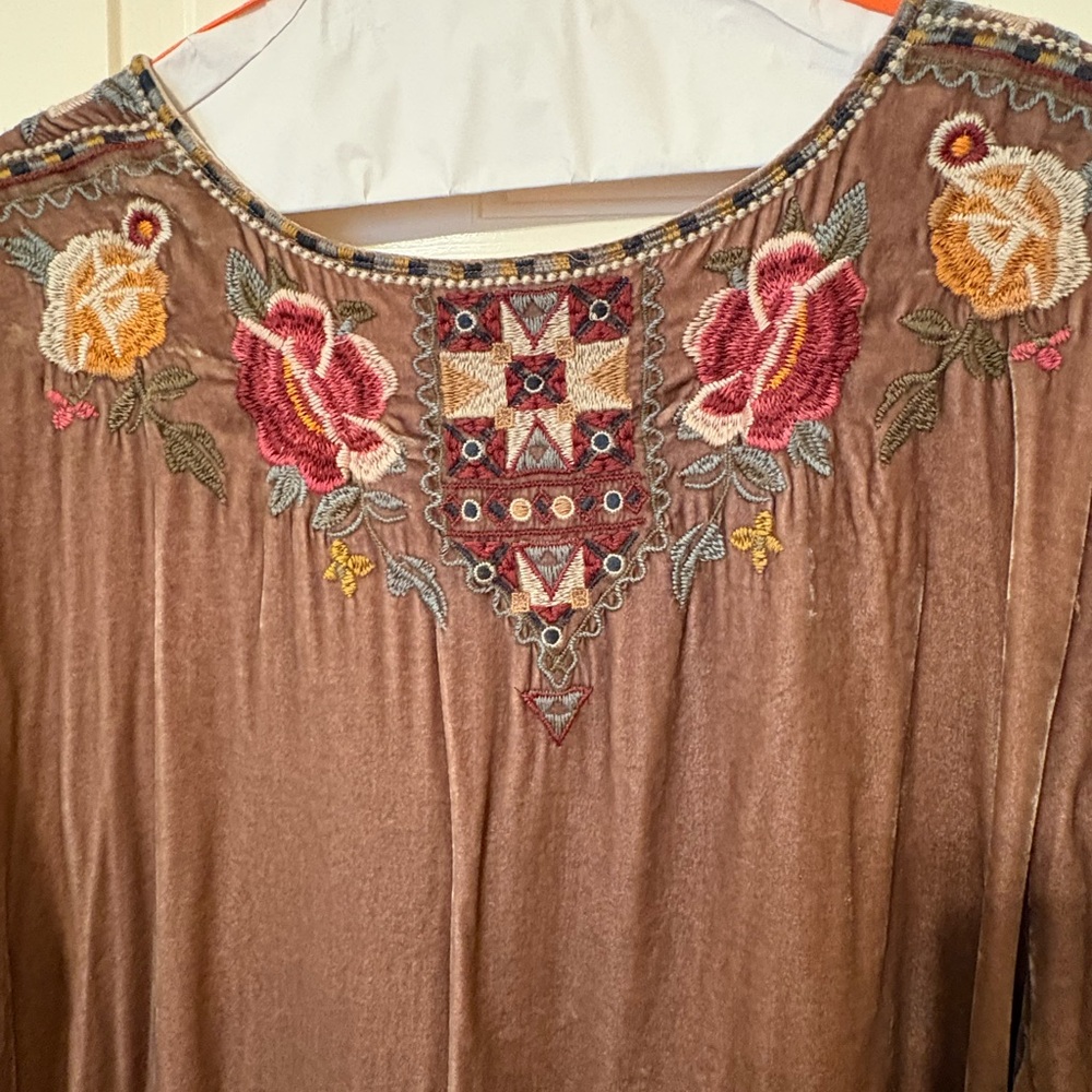 Johnny Was Cherelle Embroidered Velvet Tunic size 2X - Picture 3 of 5
